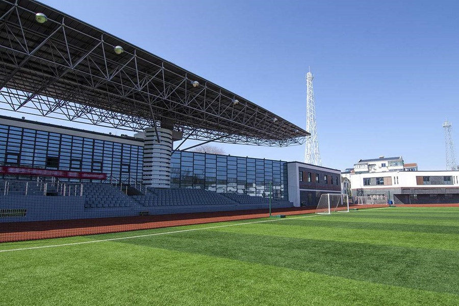 扬中体育场看台网架工程